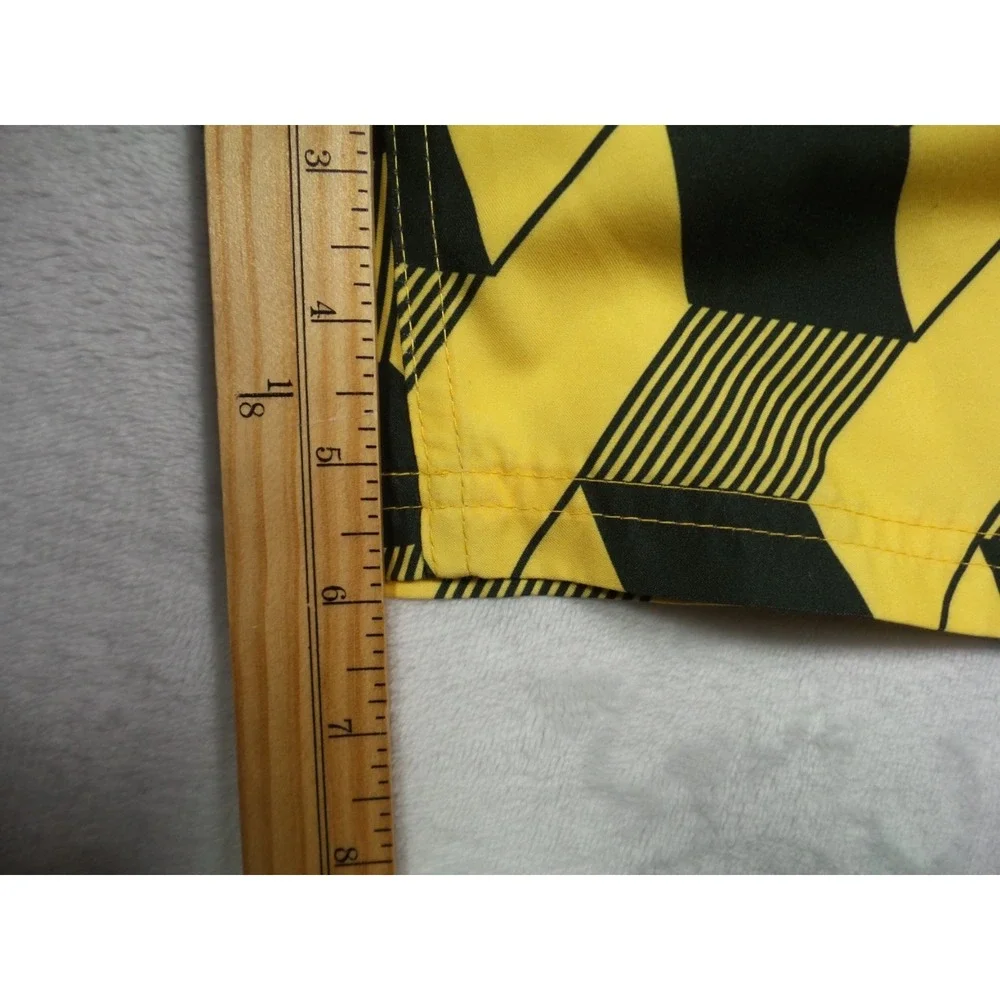 Vans Shorts Mens Size Medium Yellow Relaxed‎ Fit Primary Elastic Boardshorts NWT